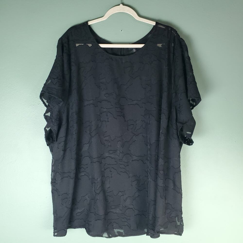 Torrid Womens Black Lace Abbey Chiffon Clip Floral Short Sleeve Top Size 6